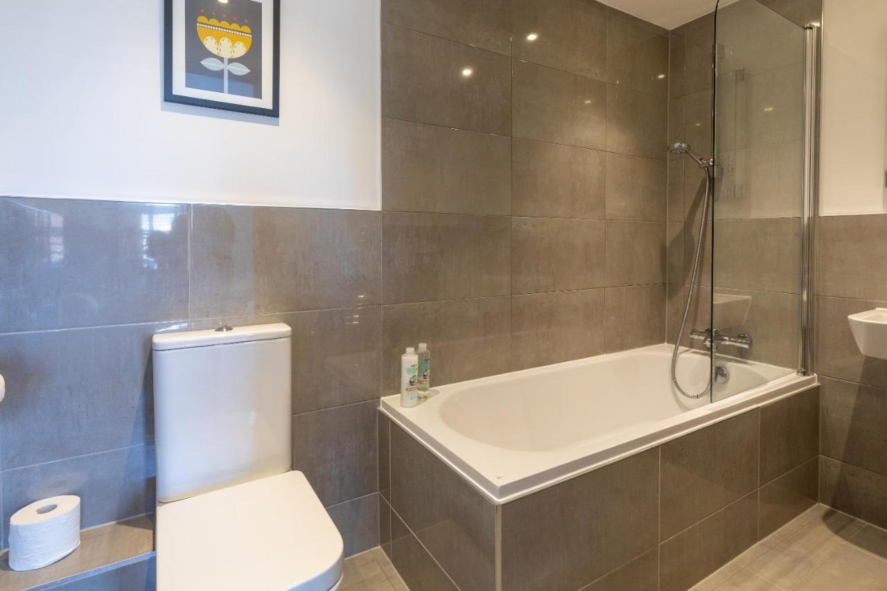 X-Large Two Bedroom & Two Bathroom Apartment With Free Evening Parking سوثامبتون المظهر الخارجي الصورة